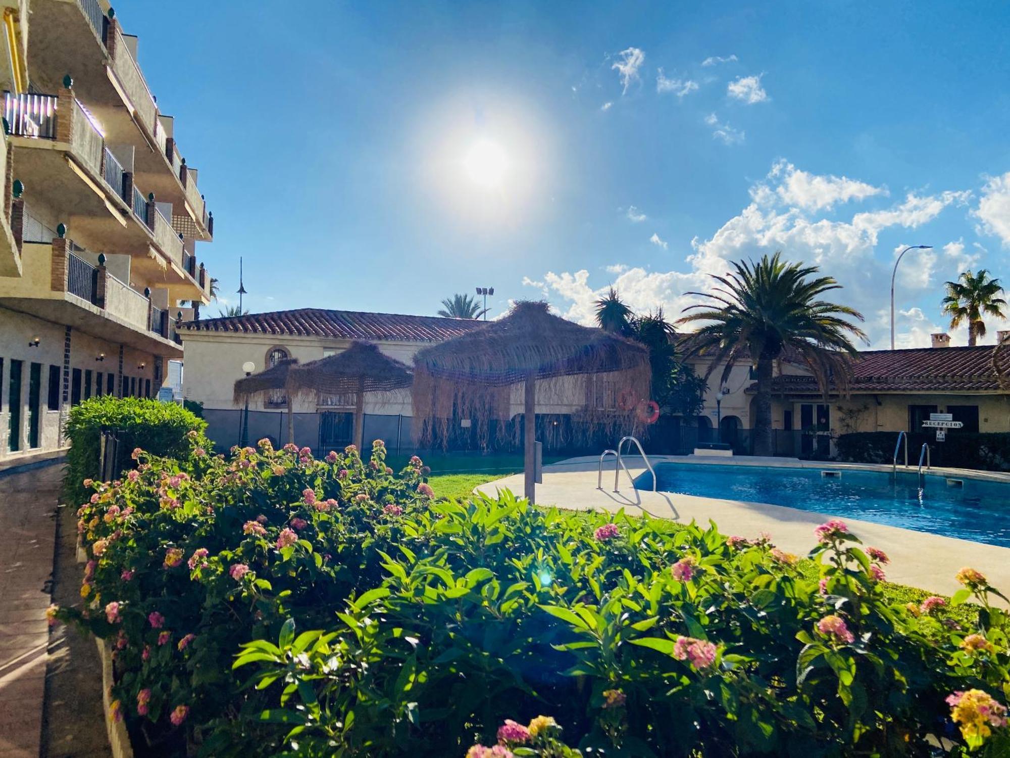 Twin Room Ground Floor Partial Swimming Pool View